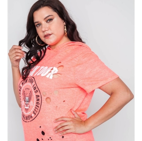 HOST PICK Coral Distressed Hoodie Tee 3X - Picture 4 of 5